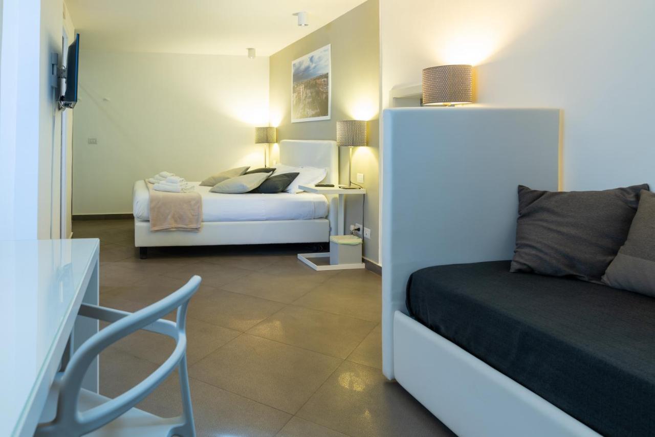 Le Stanze Di Piazza Cairoli Hotel Messina Kültér fotó