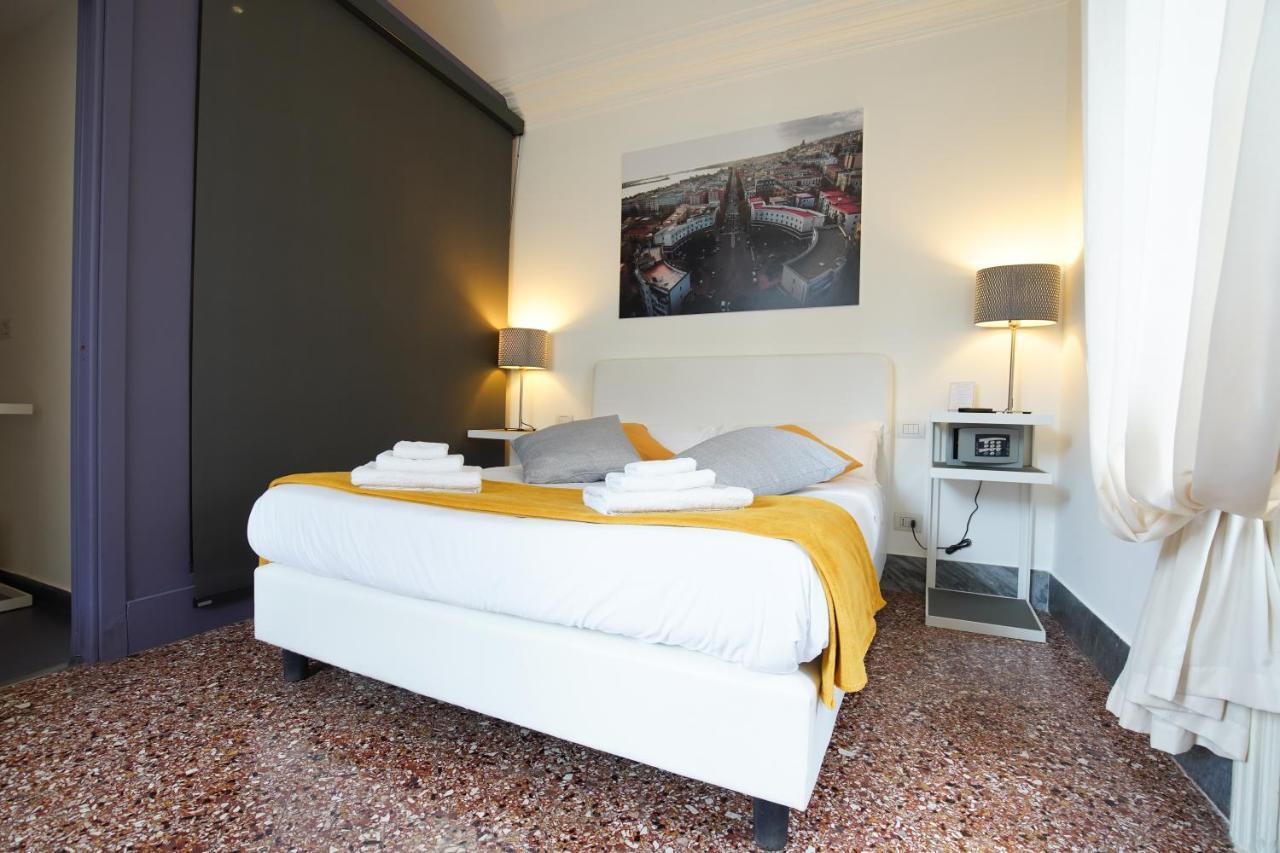 Le Stanze Di Piazza Cairoli Hotel Messina Kültér fotó